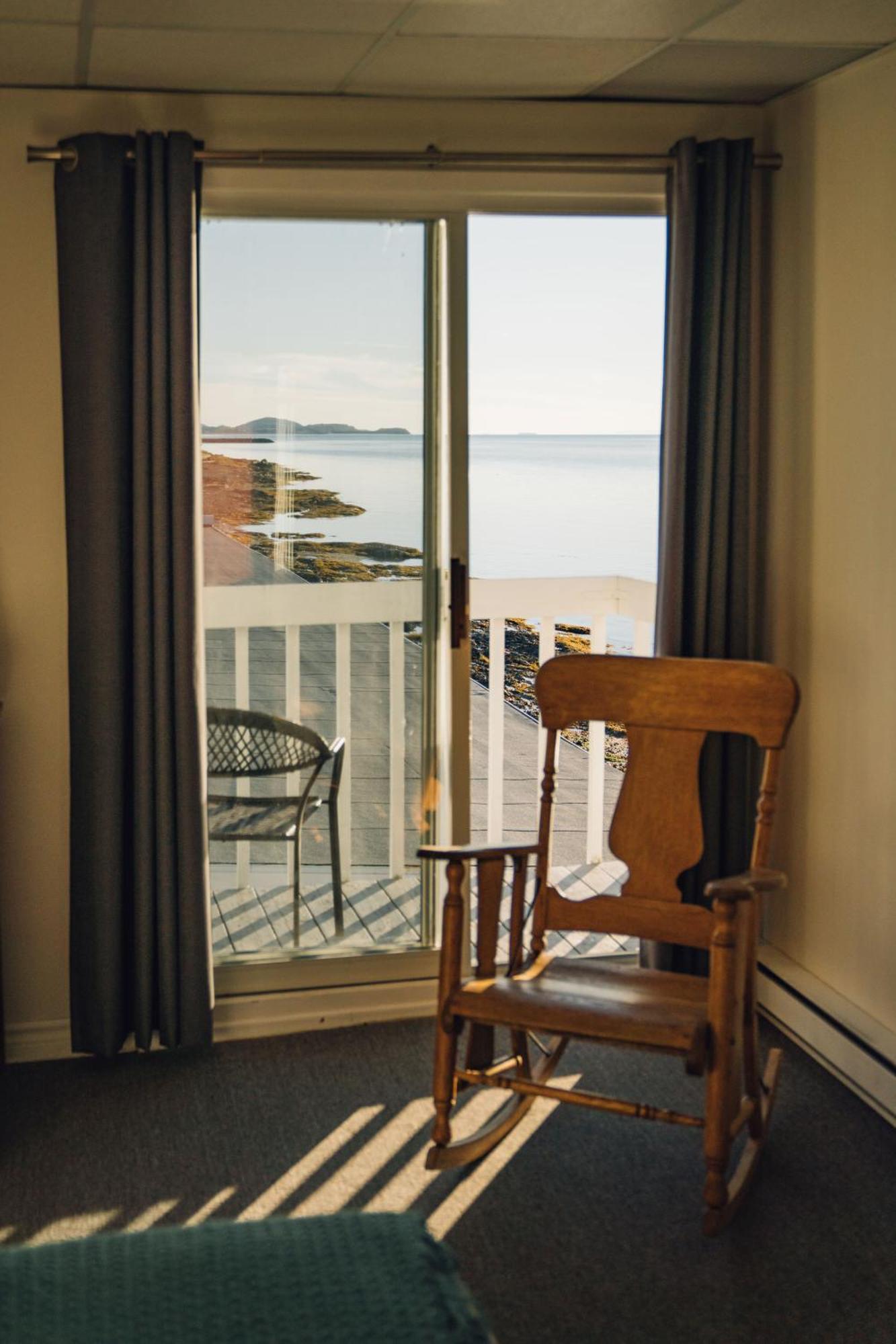 Auberge Sur Mer Notre Dame Du Portage Bagian luar foto
